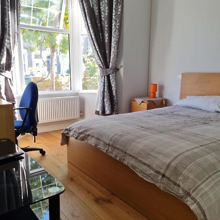 Daniari Guest Rooms Erith エクステリア 写真